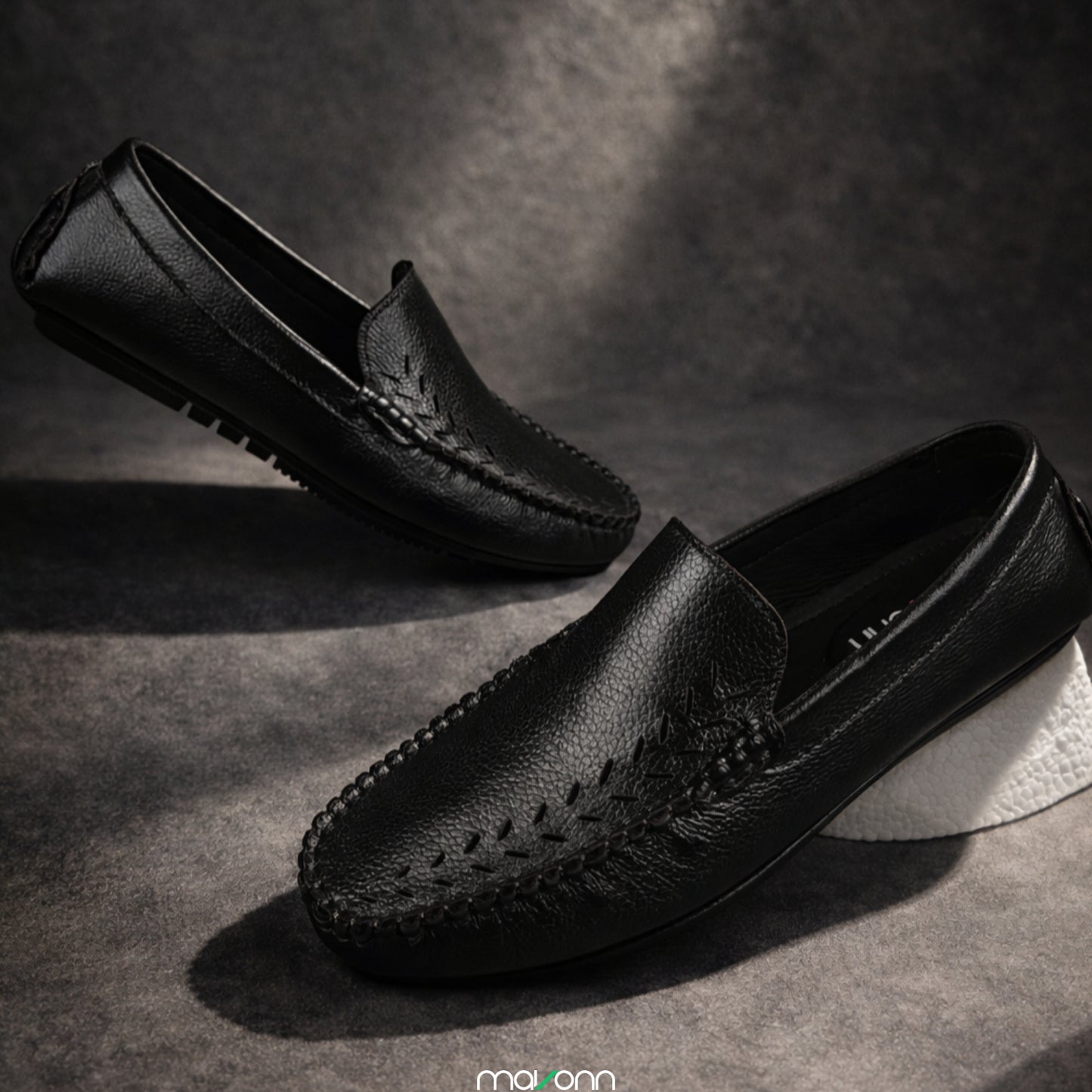 Mavonn RelaxFit Leather Loafer