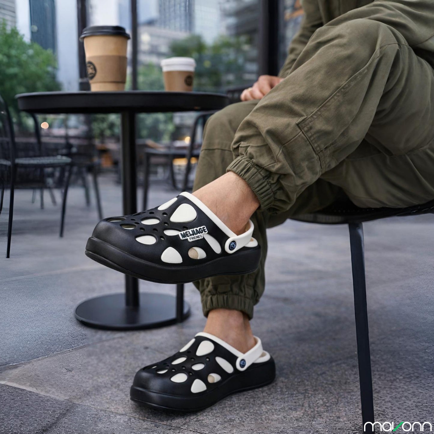 Mavonn Urban Void Clog 👟