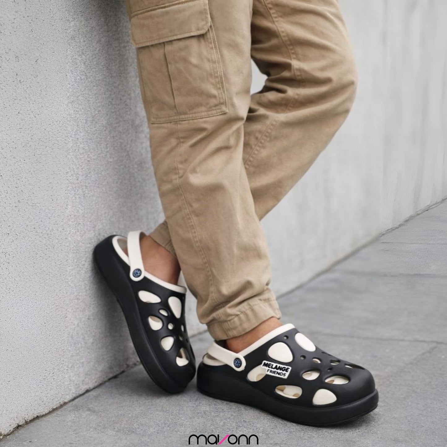 Mavonn Urban Void Clog 👟