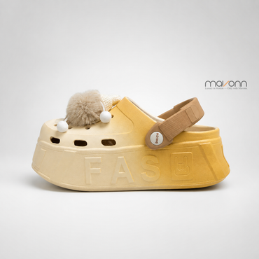 ☁️ Mavonn Fluffy Charm Clog