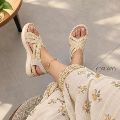 👡 Mavonn Stretch Crossline Wedge