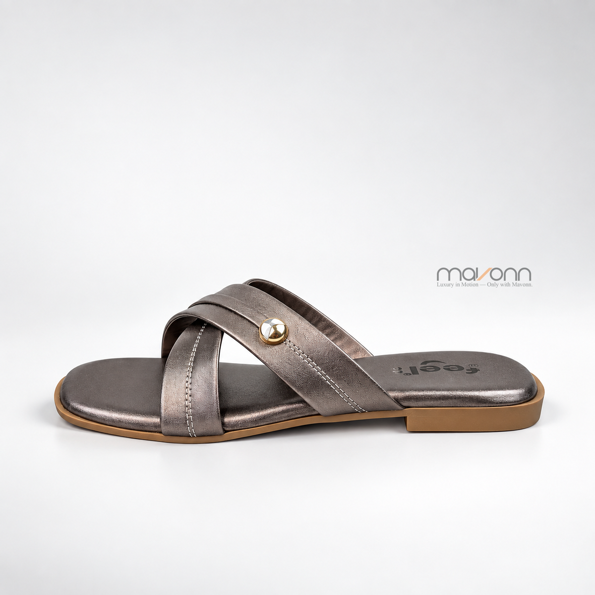 👡 Mavonn Cross Pearl Flats