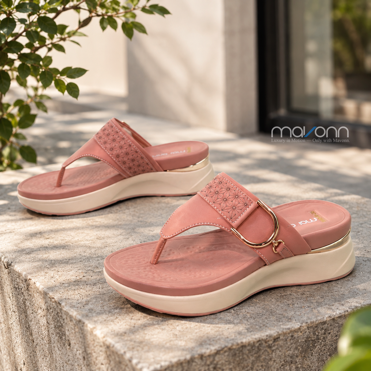 👡 Mavonn Royal Buckle Wedge