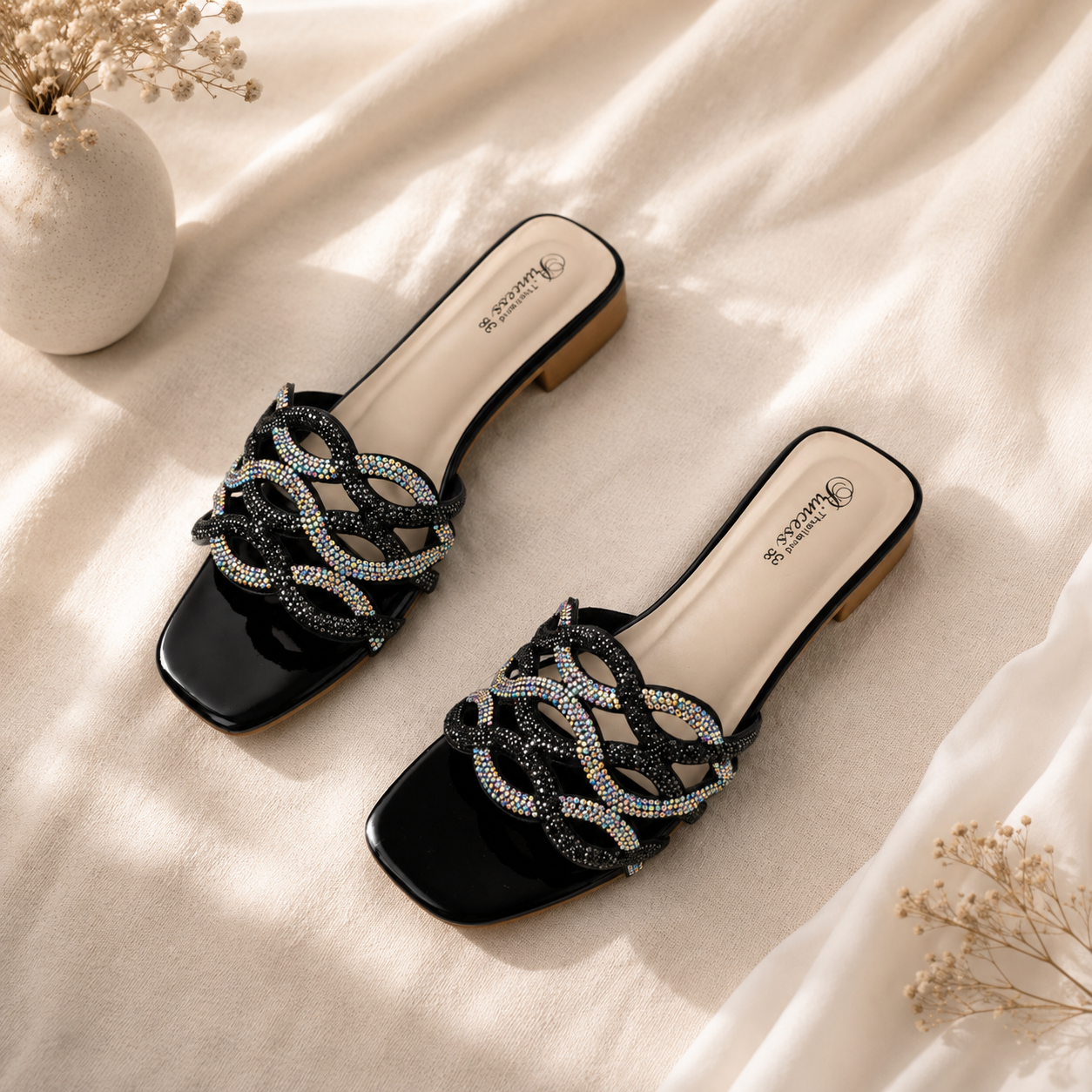👡 Mavonn Glamour Weave Slide