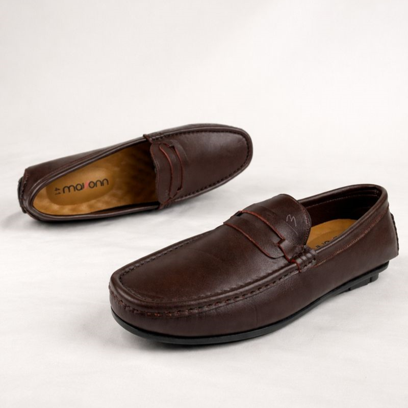 Mavonn Classic Leather Loafer