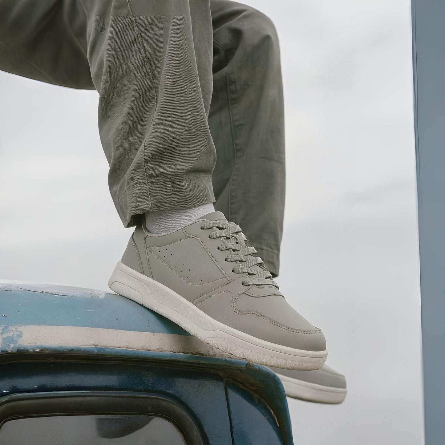 Mavonn Men’s Casual Sneakers