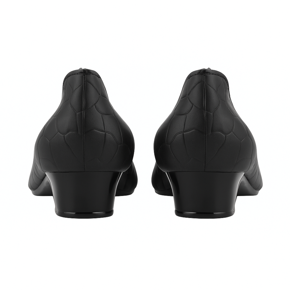 Women’s Textured Pointed Flats