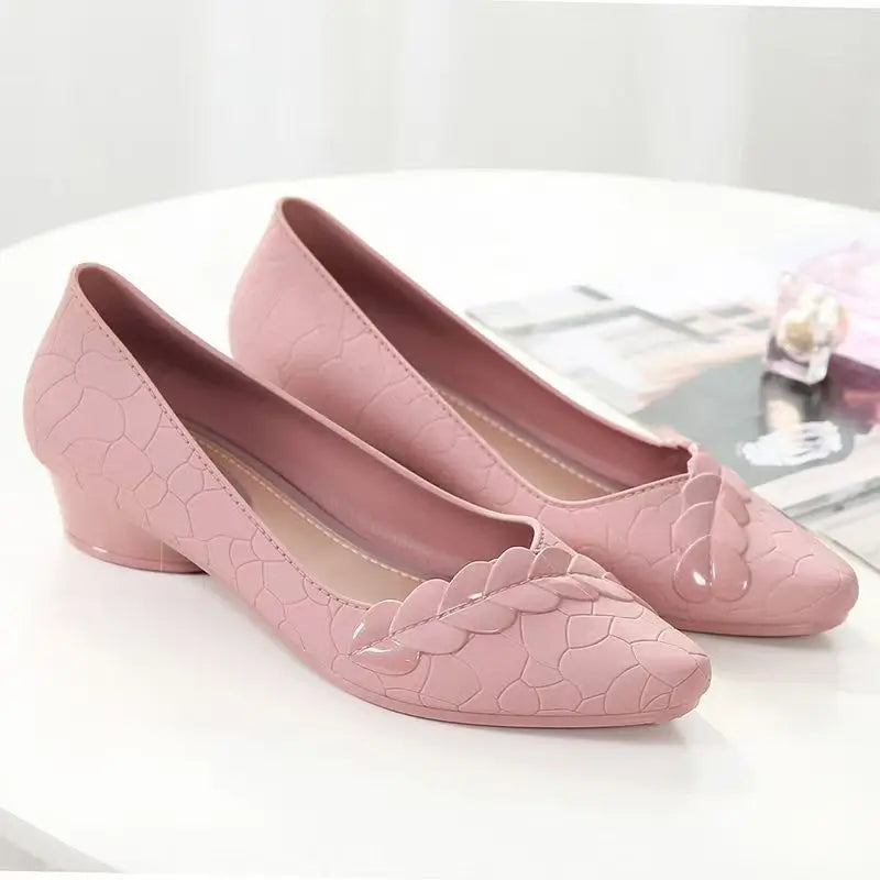 Women’s Textured Pointed Flats